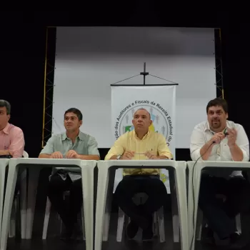 Assembleia delibera apoio à paralisação dos servidores fazendários nos próximos dias 23 e 24 de fevereiro