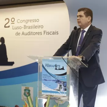'NÃO ATENDE ÀS NECESSIDADES' - Sistema tributário deve ser alterado, dizem especialistas 'NÃO ATENDE ÀS NECESSIDADES' - Sistema tributário deve ser alterado, dizem especialistas