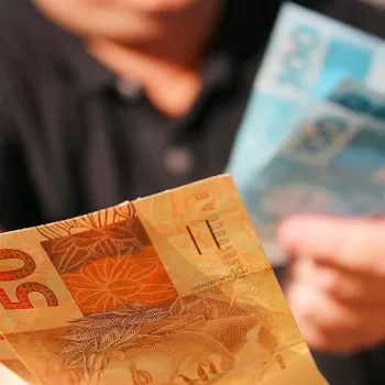 Senado aprova projeto que dá sobrevida à guerra fiscal entre Estados Senado aprova projeto que dá sobrevida à guerra fiscal entre Estados
