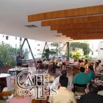 Café com Leis - Agosto - 2005 - Dr. Antônio Mourão